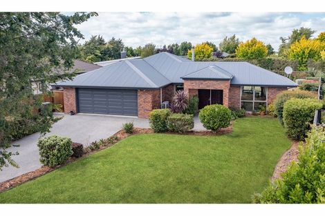 Photo of property in 4 Doncaster Place, Rangiora, 7400