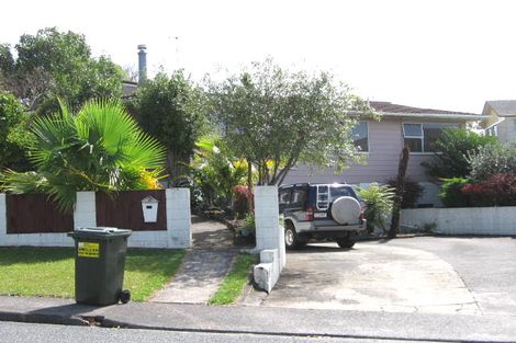 Photo of property in 36 Felgrove Street, Glendene, Auckland, 0602