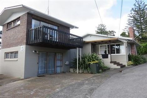 Photo of property in 223 Beach Haven Road, Beach Haven, Auckland, 0626