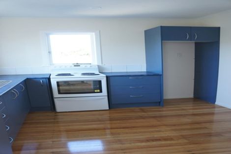 Photo of property in 24 Waipani Road, Te Atatu Peninsula, Auckland, 0610