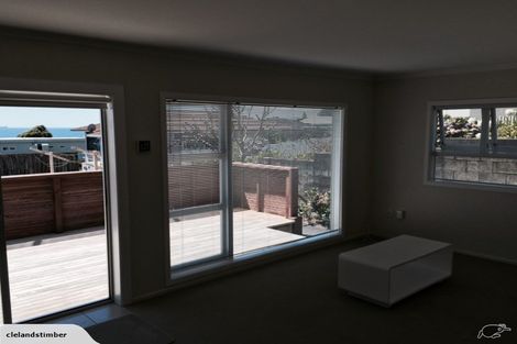 Photo of property in 3/23a Hamblyn Street, Strandon, New Plymouth, 4312