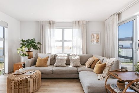 Photo of property in 60 Pacific Parade, Coastlands, Whakatane, 3120