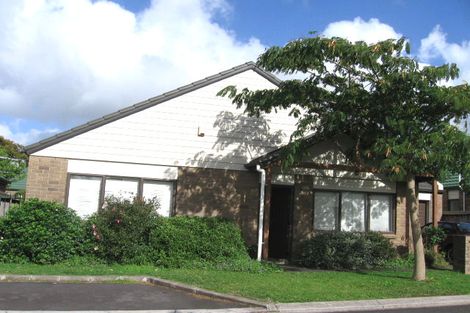 Photo of property in 15 Kilmarnock Avenue, Ranui, Auckland, 0612