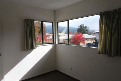 Photo of property in 2/18 Carnot Street, Glenholme, Rotorua, 3010