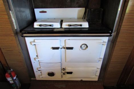 Photo of property in 16 Thompson Street, Greymouth, 7805