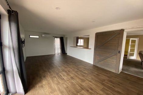 Photo of property in 114 Main North Road, Papanui, Christchurch, 8052