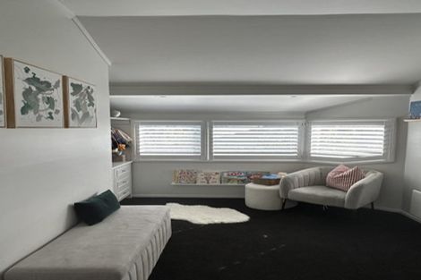 Photo of property in 8 Countess Close, Maupuia, Wellington, 6022