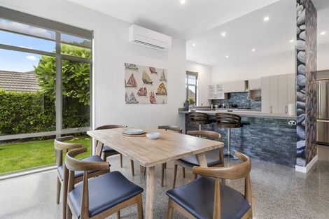 Photo of property in 18 Meadowbank Drive, Belmont, Lower Hutt, 5010