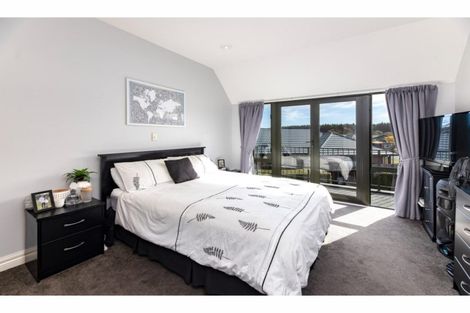Photo of property in 16 Broadhaven Avenue, Parklands, Christchurch, 8083