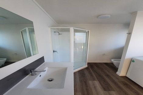 Photo of property in 27 Kaikoura Street, Maupuia, Wellington, 6022