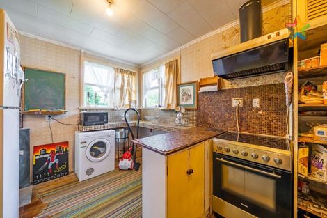 Photo of property in 29 Bird Grove, Stokes Valley, Lower Hutt, 5019