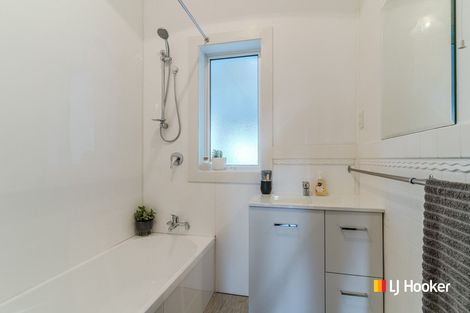 Photo of property in 1 Glenross Street, Glenross, Dunedin, 9011