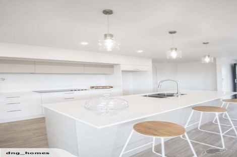 Photo of property in 134 Kupe Drive, Whitianga, 3510