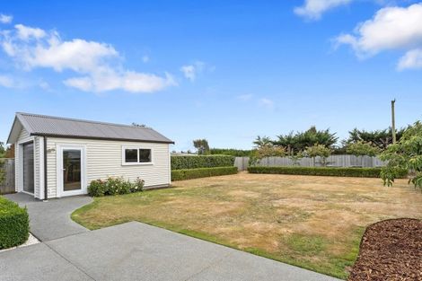 Photo of property in 49 Willowside Place, Amberley, 7410