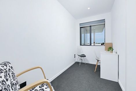 Photo of property in 1 Te Awakura Terrace, Mount Pleasant, Christchurch, 8081