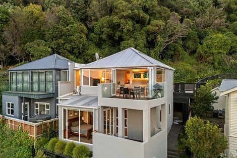 Photo of property in 90b Awa Road, Seatoun, Wellington, 6022