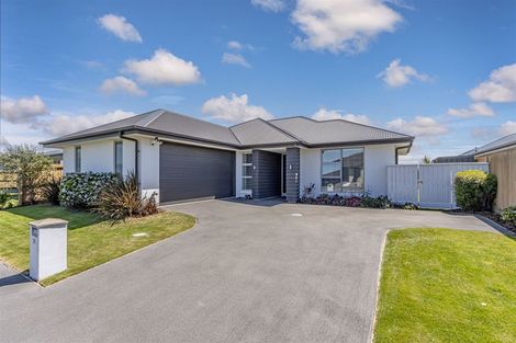 Photo of property in 24 Bamber Crescent, Halswell, Christchurch, 8025