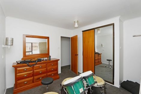 Photo of property in 8a Birdwood Avenue, Moturoa, New Plymouth, 4310