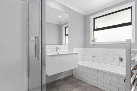 Photo of property in 27 Saddlers Way, Papamoa, 3118