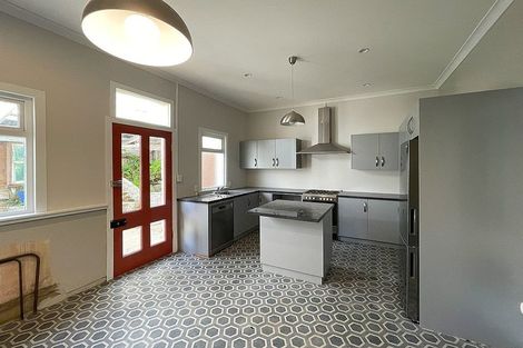 Photo of property in 267 Ravensbourne Road, Ravensbourne, Dunedin, 9022