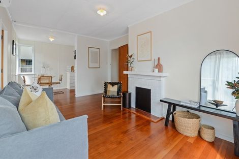 Photo of property in 4 Moule Place, Fairfield, Hamilton, 3214