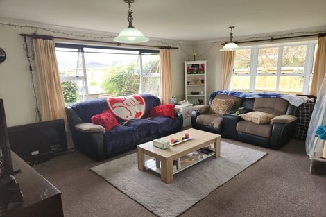 Photo of property in 1 Matai Street, Waikanae, 5036