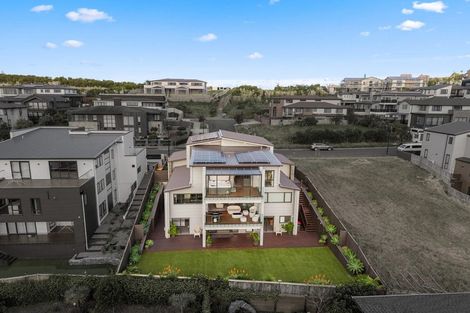Photo of property in 13 Michael Richard Place, East Tamaki Heights, Auckland, 2016