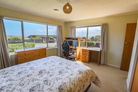 Photo of property in 18 Whitcombe Terrace, Hokitika, 7810