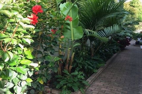 Photo of property in 3/309 Beach Road, Campbells Bay, Auckland, 0630