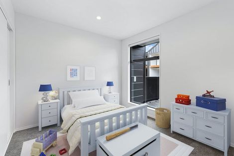 Photo of property in 8 Tuputupu Drive, Kumeu, 0810