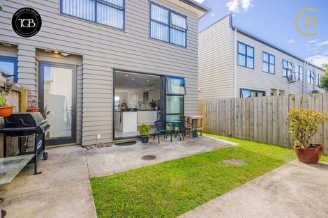 Photo of property in 18 Rere Close, Takanini, 2112