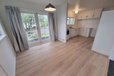 Photo of property in 29a William Bond Street, Stanley Point, Auckland, 0624