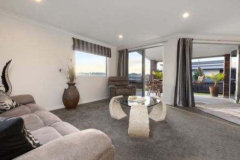 Photo of property in 20 Rochfort Crescent, Pyes Pa, Tauranga, 3112