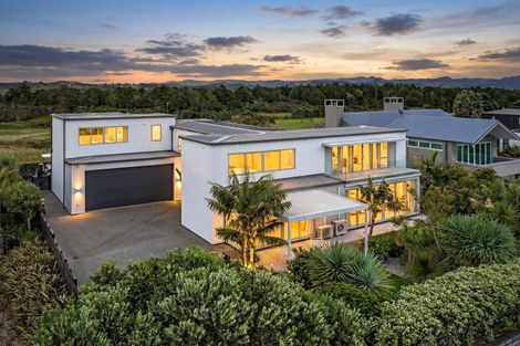 Photo of property in 114 Mangatawhiri Road, Omaha, Warkworth, 0986