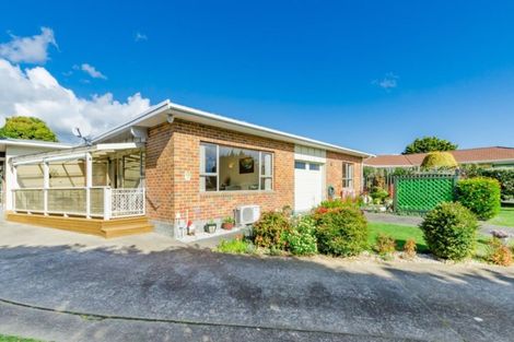 Photo of property in 9 Wakefield Grove, Waikanae, 5036