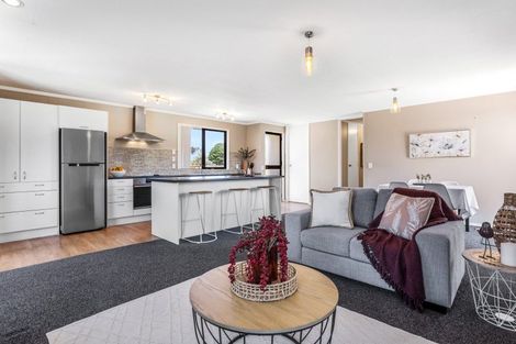 Photo of property in 9 Bankview Place, Amberley, 7410