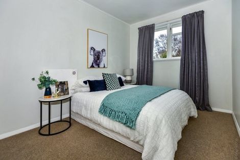 Photo of property in 33 Flay Crescent, Burnside, Christchurch, 8053