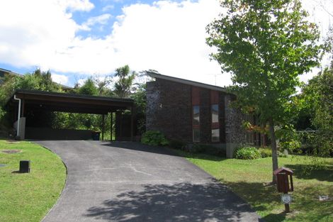 Photo of property in 52 Wyoming Avenue, Murrays Bay, Auckland, 0630