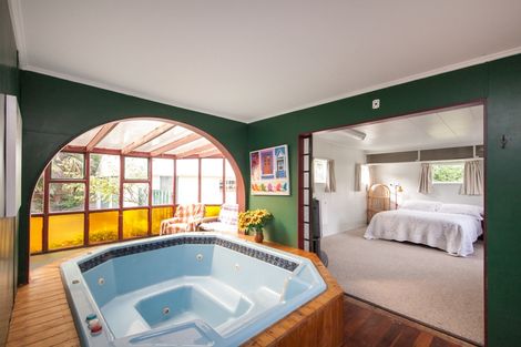 Photo of property in 550 Featherston Street, Roslyn, Palmerston North, 4414