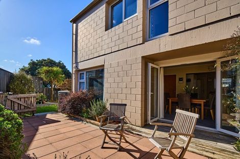 Photo of property in 302 Mansfield Street, Newtown, Wellington, 6021