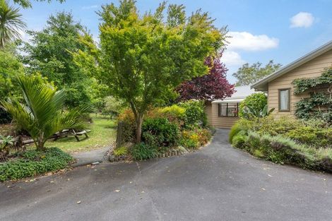 Photo of property in 1688 South Head Road, South Head, Helensville, 0874