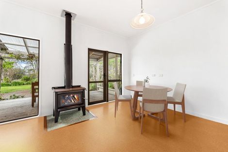 Photo of property in 145 Jones Road, Tawharanui Peninsula, Warkworth, 0986