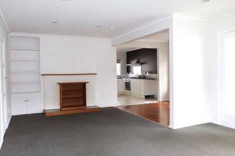 Photo of property in 396 Stokes Valley Road, Stokes Valley, Lower Hutt, 5019