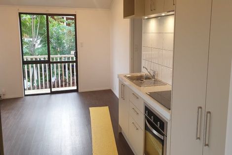 Photo of property in 62 Bradbury Road, Botany Downs, Auckland, 2010