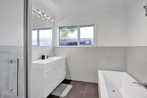 Photo of property in 92b Fairfield Road, Hawera, 4610