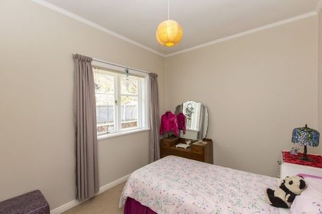Photo of property in 65 Riverside Drive, Waiwhetu, Lower Hutt, 5010