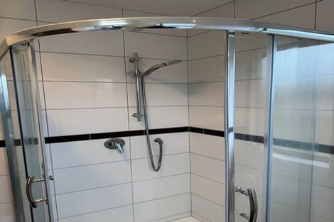Photo of property in 3 Askerne Drive, Flat Bush, Auckland, 2016