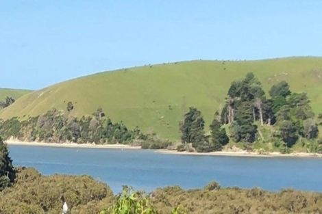 Photo of property in 4 Heaths Way, Pahi, Paparoa, 0571