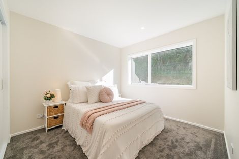 Photo of property in 70 Riverstone Drive, Riverstone Terraces, Upper Hutt, 5018