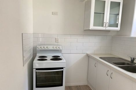 Photo of property in 12 Bryers Place, Bayview, Auckland, 0629